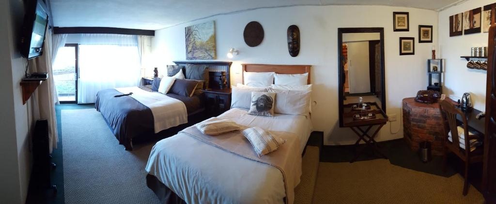 Acra-Retreat Mountain View Lodge - room interior