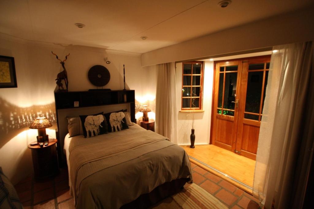 Acra-Retreat Mountain View Lodge - mountain landscape